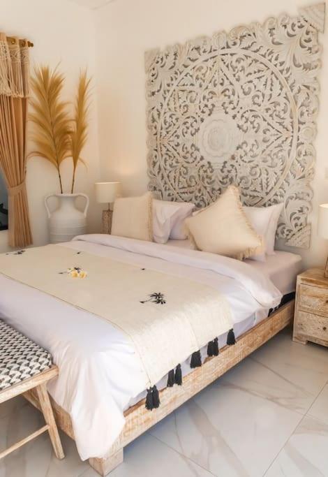 Villa Hakem Elegant And Modern 4 Bedrooms Villa Pool View ชังกู ภายนอก รูปภาพ